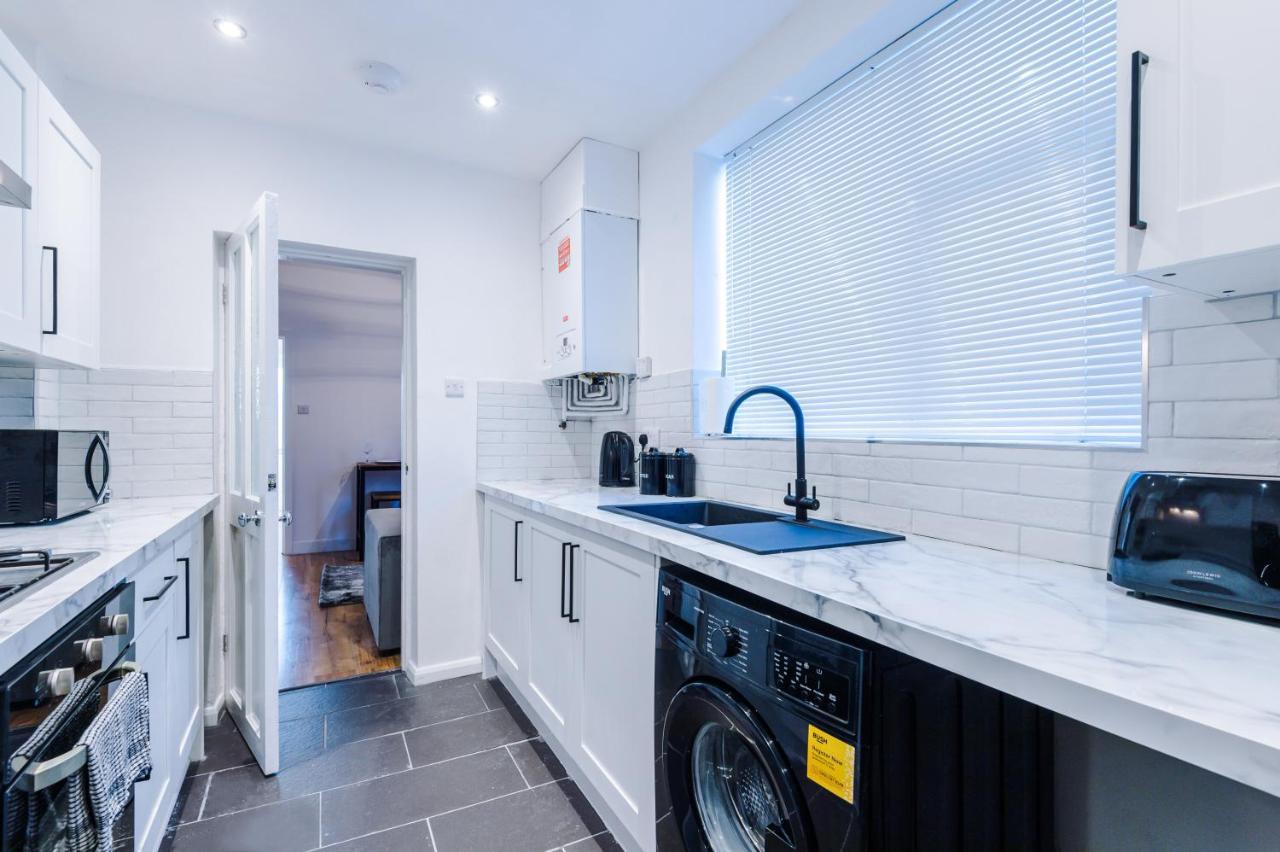 3 Bedroom House Manchester Hosted By Mcr Dens Esterno foto