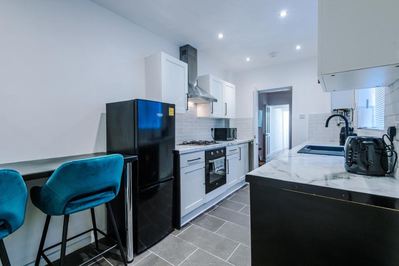 3 Bedroom House Manchester Hosted By Mcr Dens Esterno foto