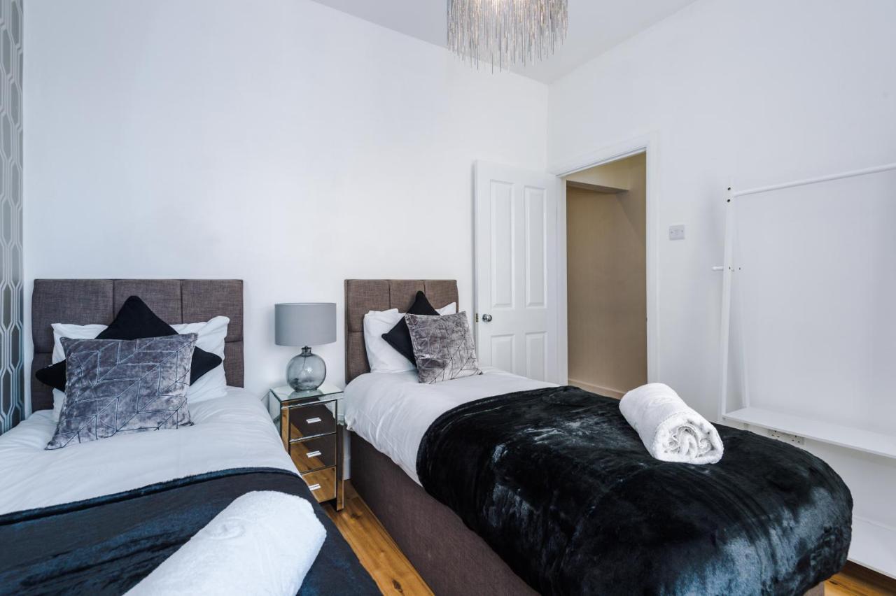 3 Bedroom House Manchester Hosted By Mcr Dens Esterno foto