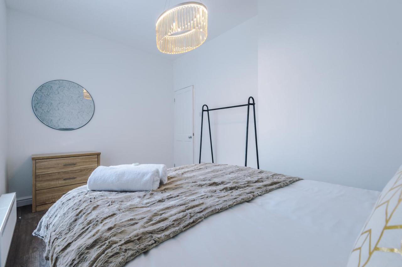 3 Bedroom House Manchester Hosted By Mcr Dens Esterno foto