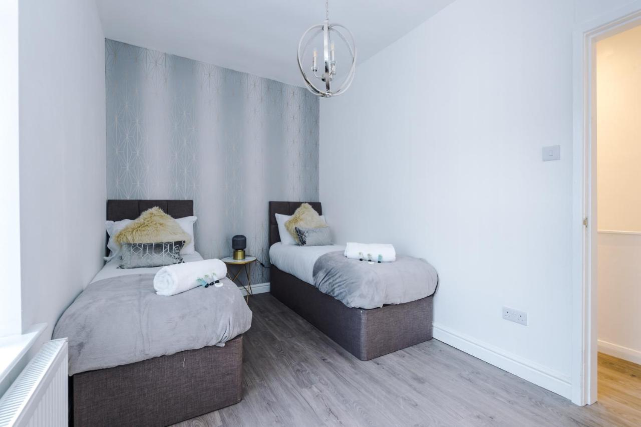 3 Bedroom House Manchester Hosted By Mcr Dens Esterno foto