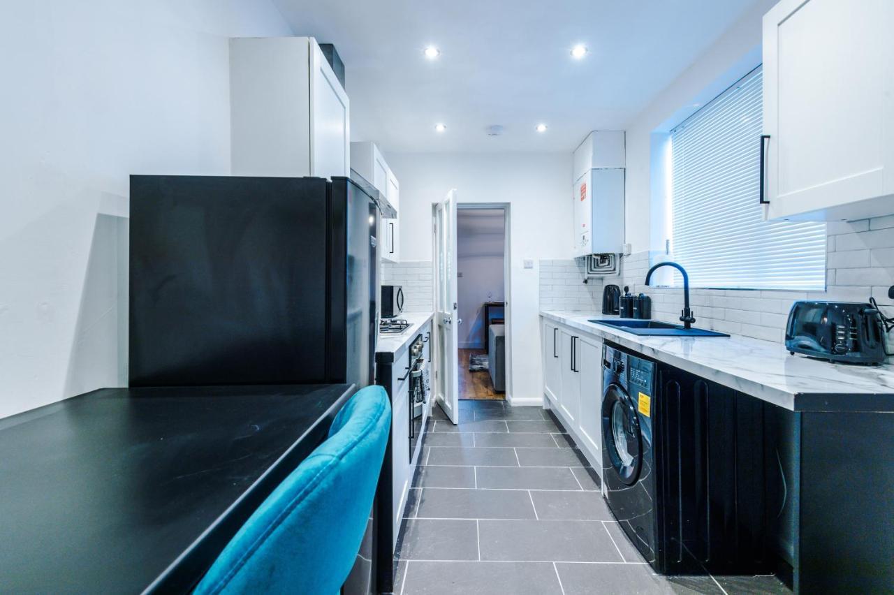 3 Bedroom House Manchester Hosted By Mcr Dens Esterno foto